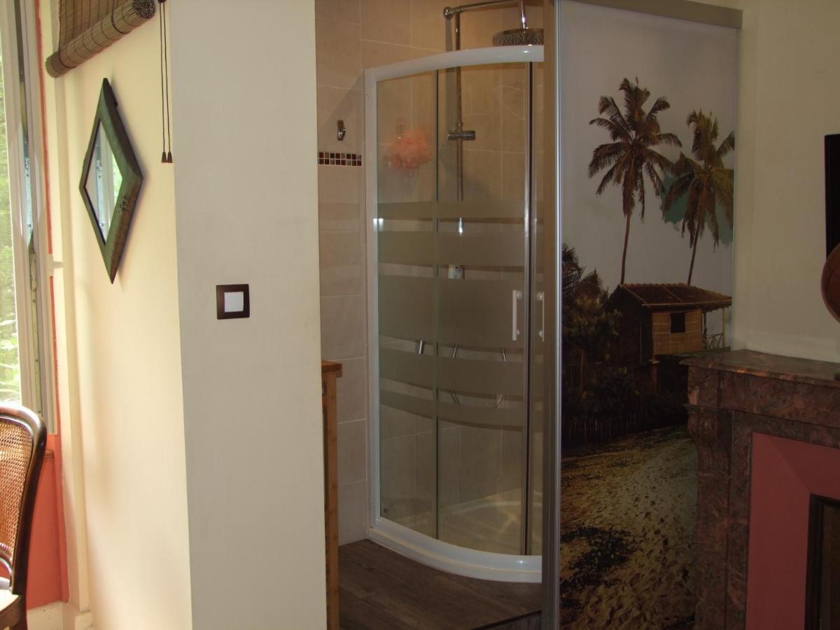 Au Bois De La Grave Hotel Luzech Ngoại thất bức ảnh